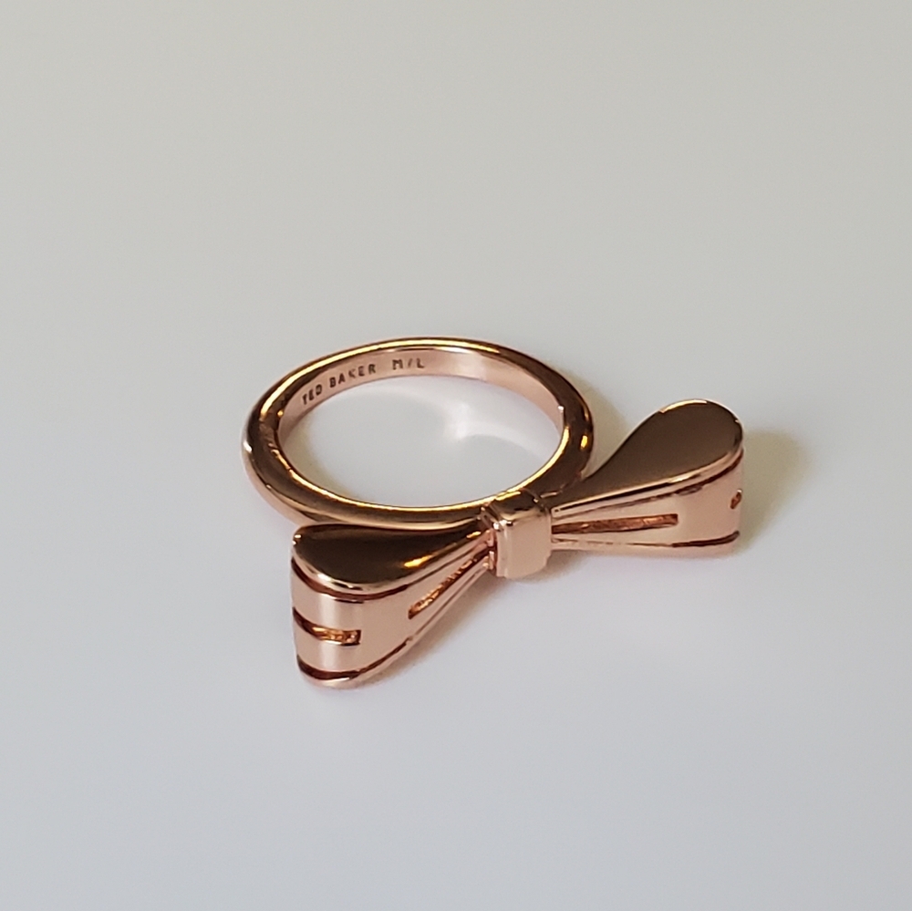 Ted Baker ROSE GOLD Bow Ring - Picture 2 of 3